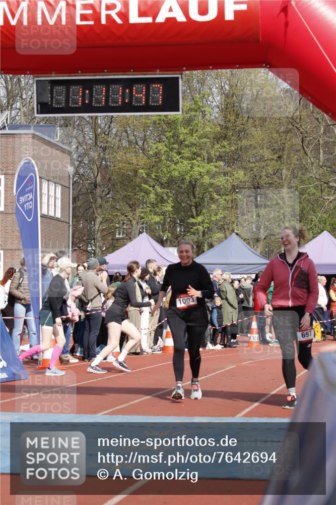 13.04.2025 - Hammer Lauf A. Gomolzig http://msf.ph/oto/7642694 13.04.2025 10:57:46 Ziel 697, 1003 meine-sportfotos.de