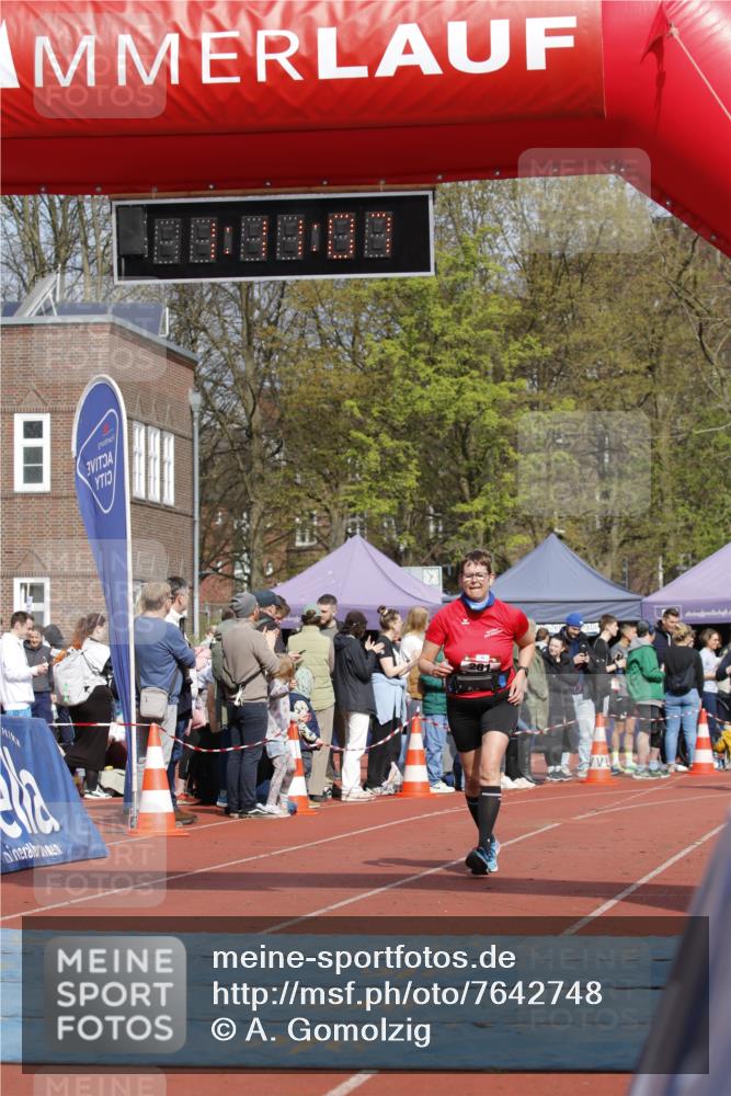 13.04.2025 - Hammer Lauf A. Gomolzig http://msf.ph/oto/7642748 13.04.2025 10:57:07 Ziel 281, 409 meine-sportfotos.de