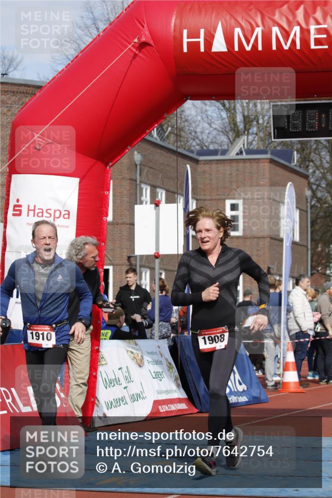 13.04.2025 - Hammer Lauf A. Gomolzig http://msf.ph/oto/7642754 13.04.2025 10:56:54 Ziel 1908, 1910 meine-sportfotos.de