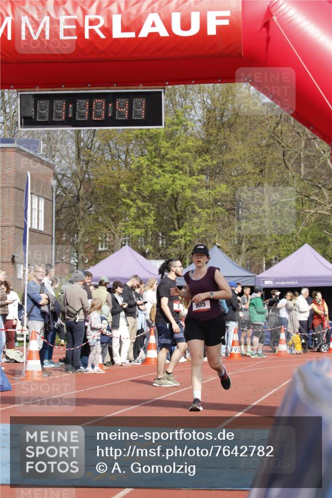 13.04.2025 - Hammer Lauf A. Gomolzig http://msf.ph/oto/7642782 13.04.2025 10:56:41 Ziel 905, 1887 meine-sportfotos.de