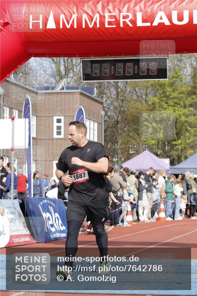 13.04.2025 - Hammer Lauf A. Gomolzig http://msf.ph/oto/7642786 13.04.2025 10:56:39 Ziel 905, 1887 meine-sportfotos.de