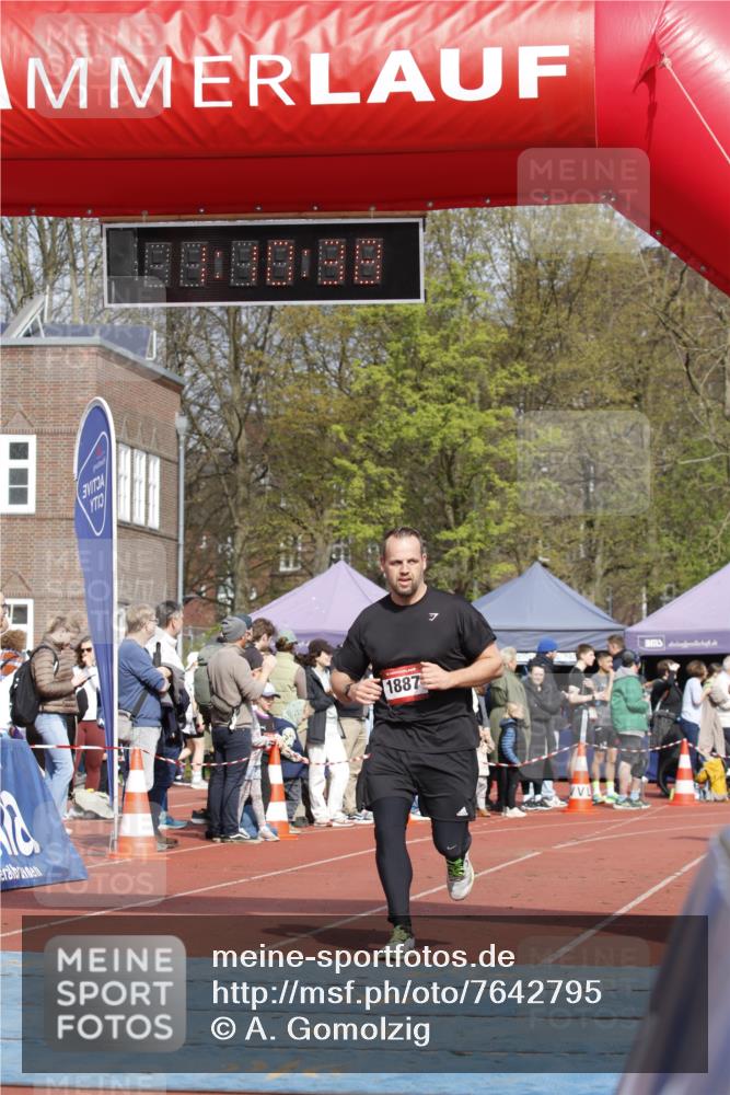 13.04.2025 - Hammer Lauf A. Gomolzig http://msf.ph/oto/7642795 13.04.2025 10:56:37 Ziel 347, 905, 1887 meine-sportfotos.de