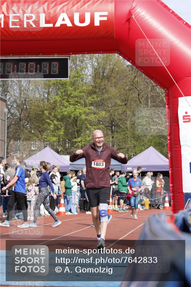 13.04.2025 - Hammer Lauf A. Gomolzig http://msf.ph/oto/7642833 13.04.2025 10:56:16 Ziel 1142, 1734, 1803 meine-sportfotos.de