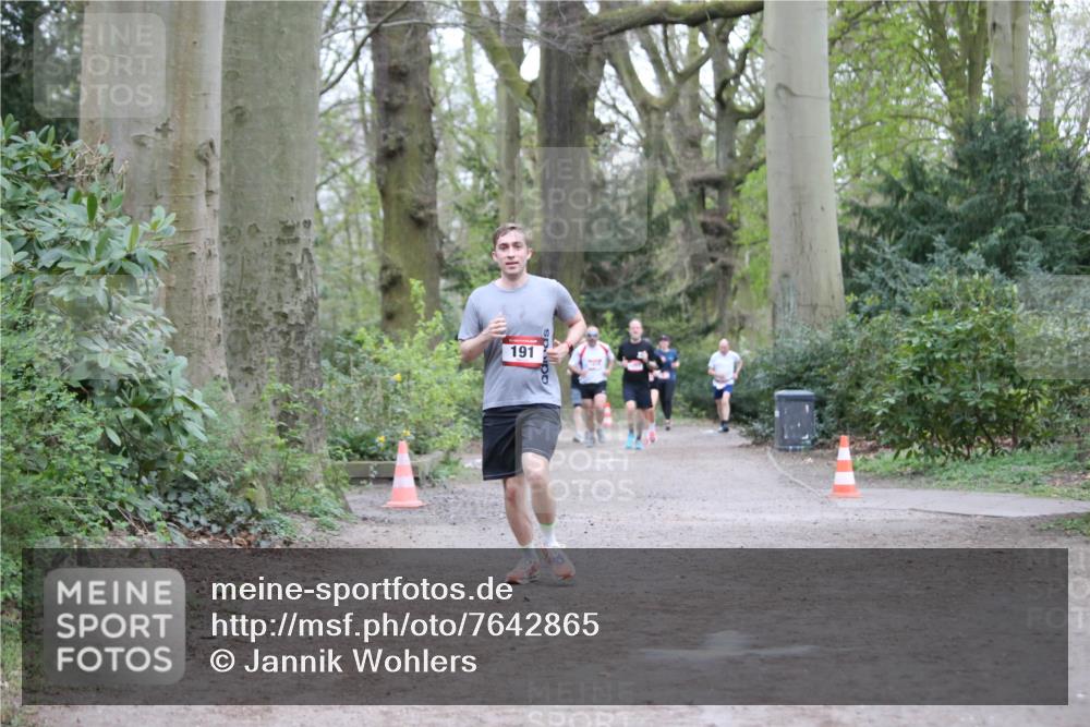13.04.2025 - Hammer Lauf Jannik Wohlers http://msf.ph/oto/7642865 13.04.2025 11:58:41 Laufen 191 meine-sportfotos.de