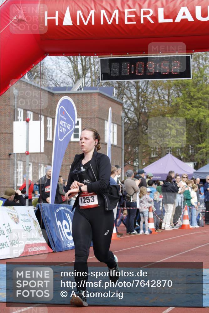 13.04.2025 - Hammer Lauf A. Gomolzig http://msf.ph/oto/7642870 13.04.2025 10:55:51 Ziel 1011 meine-sportfotos.de