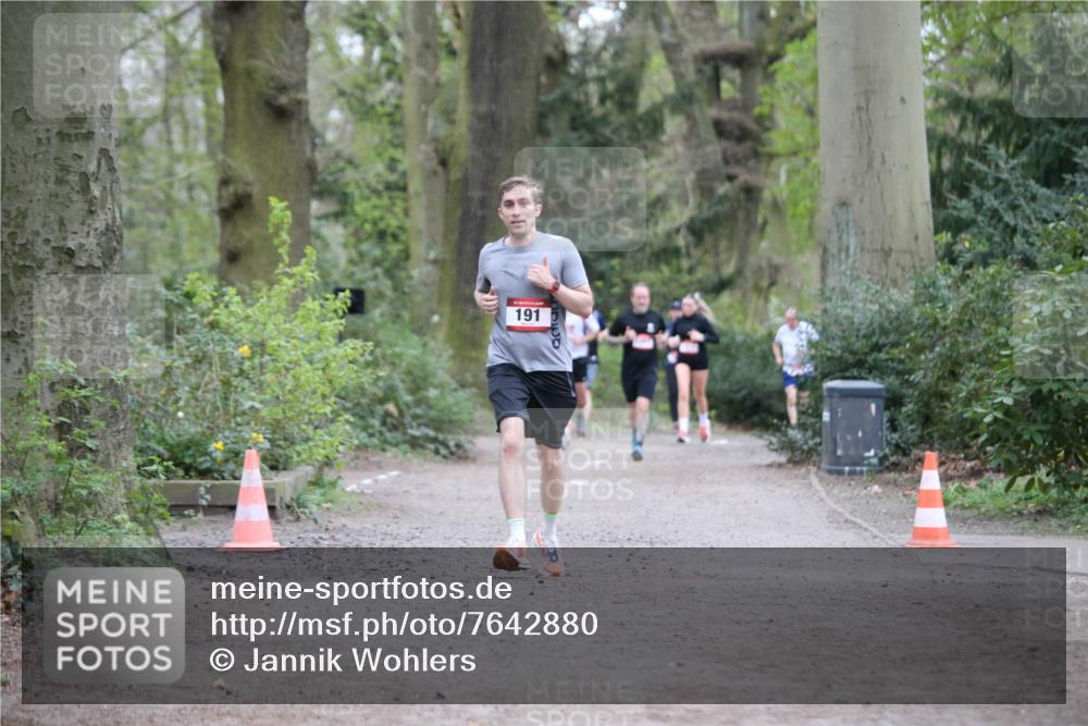13.04.2025 - Hammer Lauf Jannik Wohlers http://msf.ph/oto/7642880 13.04.2025 11:58:40 Laufen 191 meine-sportfotos.de