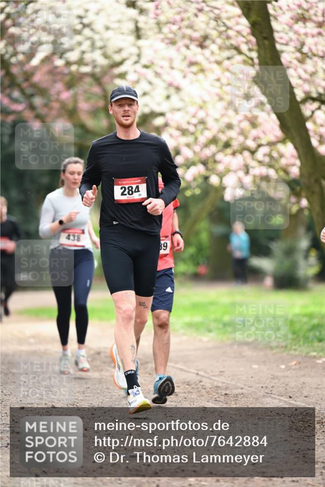 13.04.2025 - Hammer Lauf Dr. Thomas Lammeyer http://msf.ph/oto/7642884 13.04.2025 10:12:21 Laufen 15, 284, 438, 89 meine-sportfotos.de