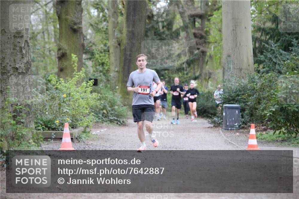 13.04.2025 - Hammer Lauf Jannik Wohlers http://msf.ph/oto/7642887 13.04.2025 11:58:39 Laufen 191 meine-sportfotos.de