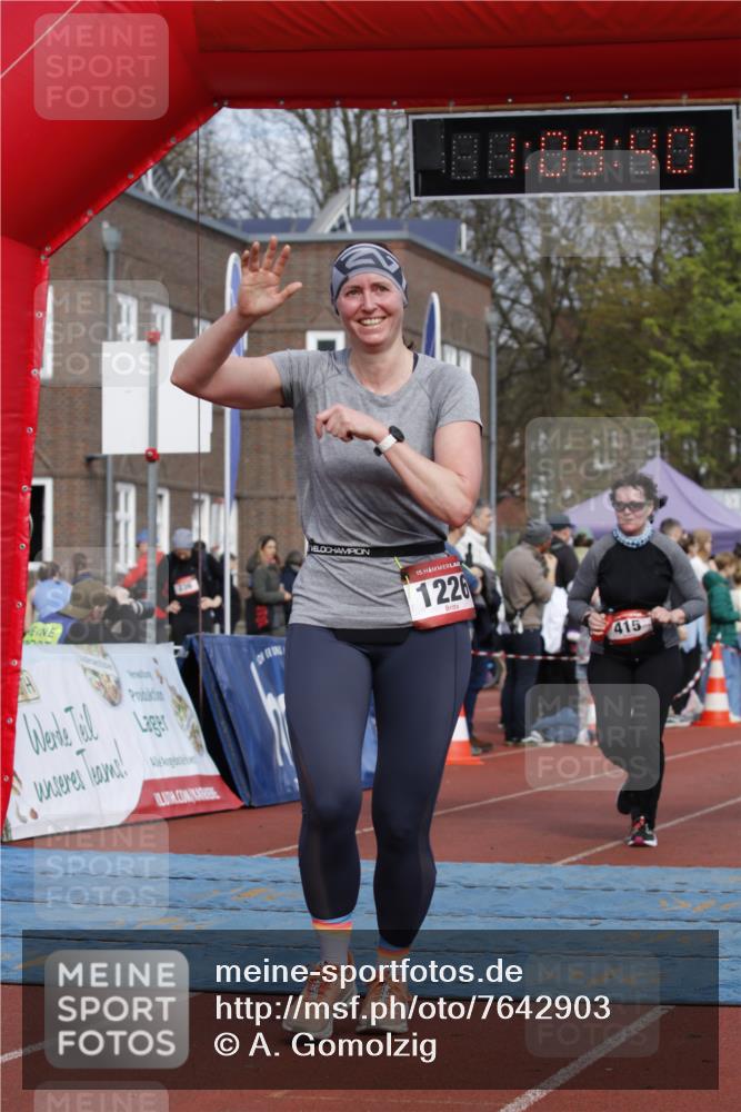 13.04.2025 - Hammer Lauf A. Gomolzig http://msf.ph/oto/7642903 13.04.2025 10:55:40 Ziel 415, 1082, 1226 meine-sportfotos.de