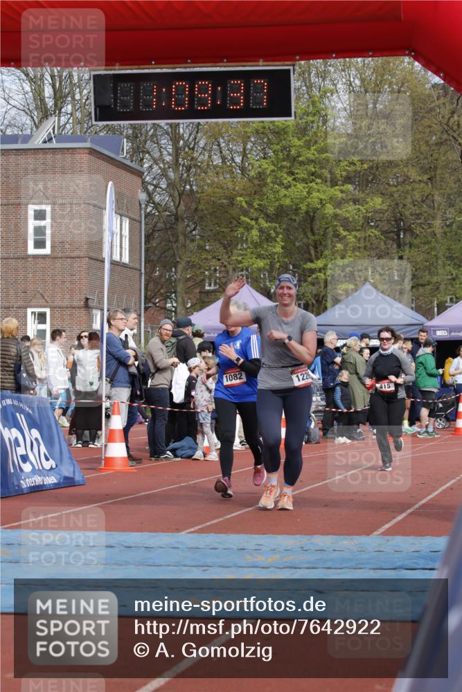 13.04.2025 - Hammer Lauf A. Gomolzig http://msf.ph/oto/7642922 13.04.2025 10:55:37 Ziel 415, 1082, 1226 meine-sportfotos.de