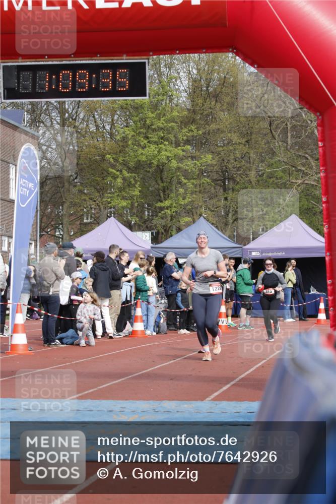 13.04.2025 - Hammer Lauf A. Gomolzig http://msf.ph/oto/7642926 13.04.2025 10:55:35 Ziel 415, 1082, 1226 meine-sportfotos.de