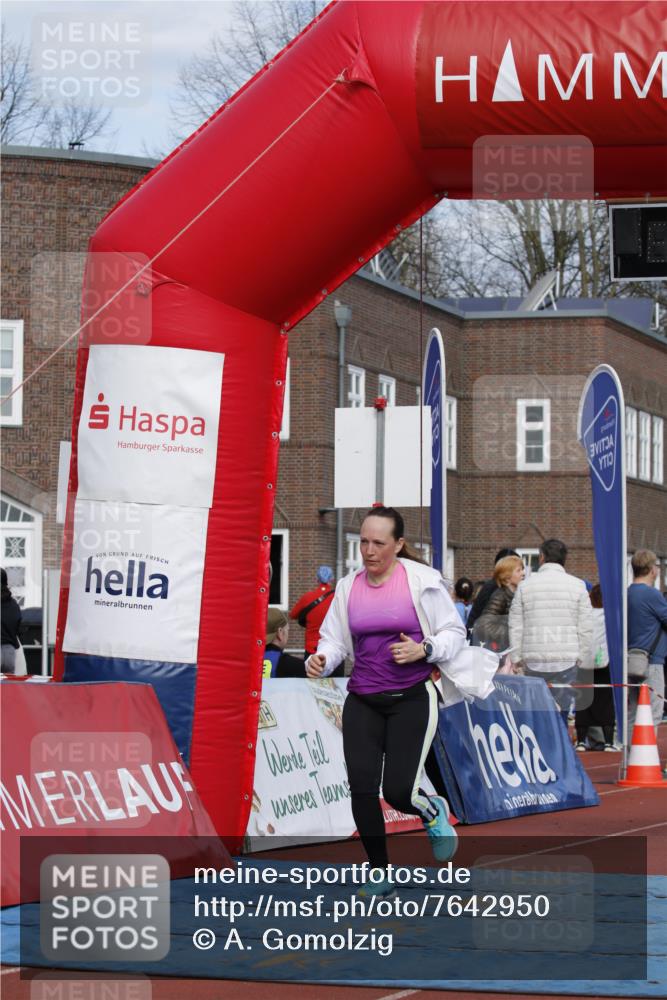 13.04.2025 - Hammer Lauf A. Gomolzig http://msf.ph/oto/7642950 13.04.2025 10:55:04 Ziel 258 meine-sportfotos.de