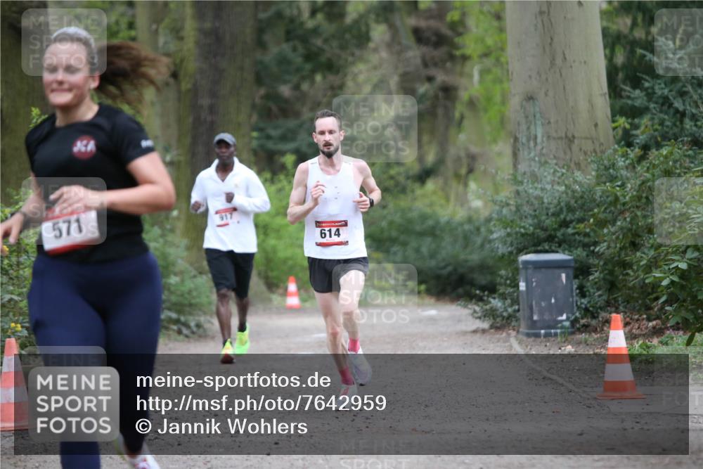 13.04.2025 - Hammer Lauf Jannik Wohlers http://msf.ph/oto/7642959 13.04.2025 11:58:20 Laufen 571, 917, 614 meine-sportfotos.de