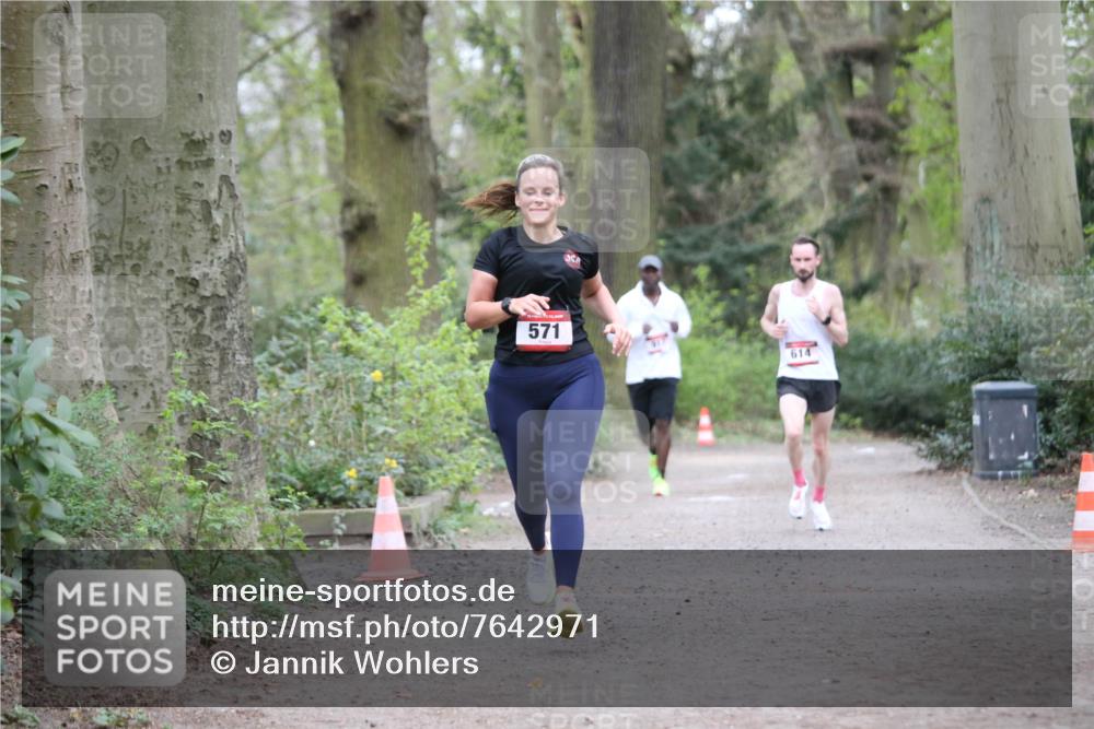 13.04.2025 - Hammer Lauf Jannik Wohlers http://msf.ph/oto/7642971 13.04.2025 11:58:19 Laufen 571, 614 meine-sportfotos.de