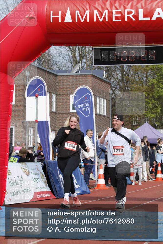 13.04.2025 - Hammer Lauf A. Gomolzig http://msf.ph/oto/7642980 13.04.2025 10:54:23 Ziel 1269, 1270 meine-sportfotos.de