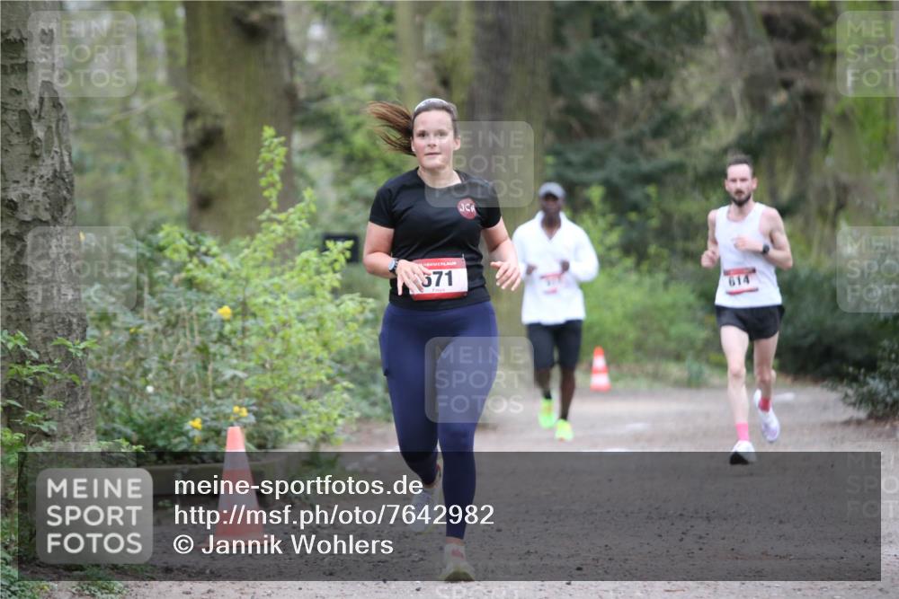 13.04.2025 - Hammer Lauf Jannik Wohlers http://msf.ph/oto/7642982 13.04.2025 11:58:18 Laufen 5, 571, 614, 1 meine-sportfotos.de