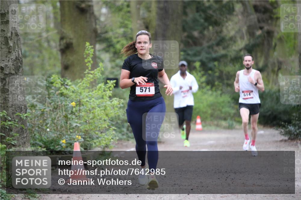 13.04.2025 - Hammer Lauf Jannik Wohlers http://msf.ph/oto/7642985 13.04.2025 11:58:18 Laufen 15, 571, 614, 1 meine-sportfotos.de