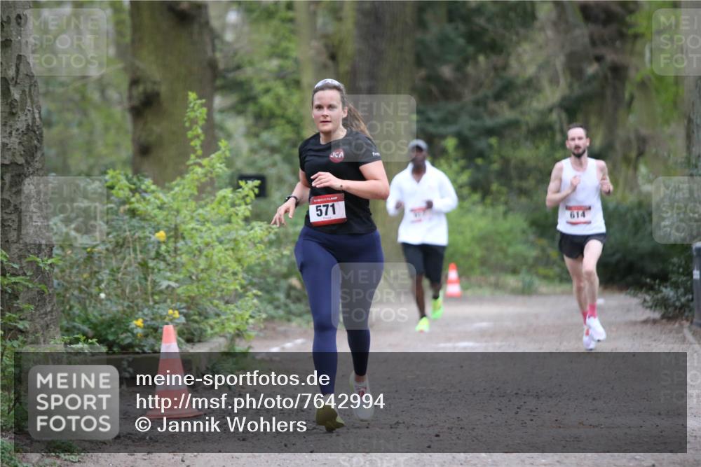 13.04.2025 - Hammer Lauf Jannik Wohlers http://msf.ph/oto/7642994 13.04.2025 11:58:18 Laufen 571, 614 meine-sportfotos.de