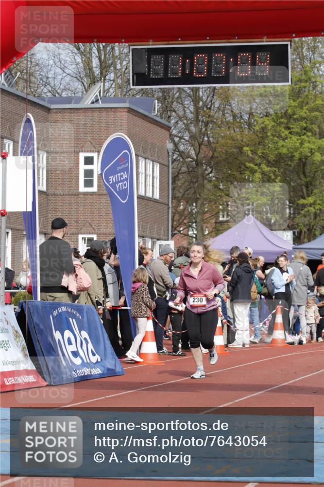 13.04.2025 - Hammer Lauf A. Gomolzig http://msf.ph/oto/7643054 13.04.2025 10:53:04 Ziel 230, 570, 1045 meine-sportfotos.de