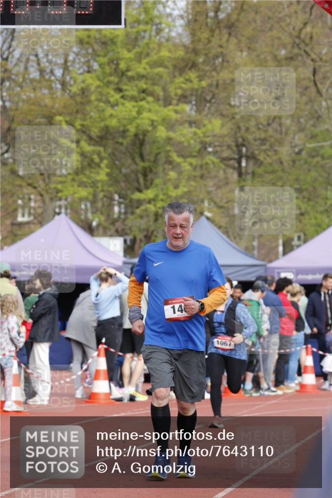 13.04.2025 - Hammer Lauf A. Gomolzig http://msf.ph/oto/7643110 13.04.2025 10:52:38 Ziel 140, 1067 meine-sportfotos.de