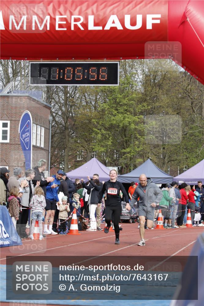 13.04.2025 - Hammer Lauf A. Gomolzig http://msf.ph/oto/7643167 13.04.2025 10:51:56 Ziel 1053, 1054 meine-sportfotos.de