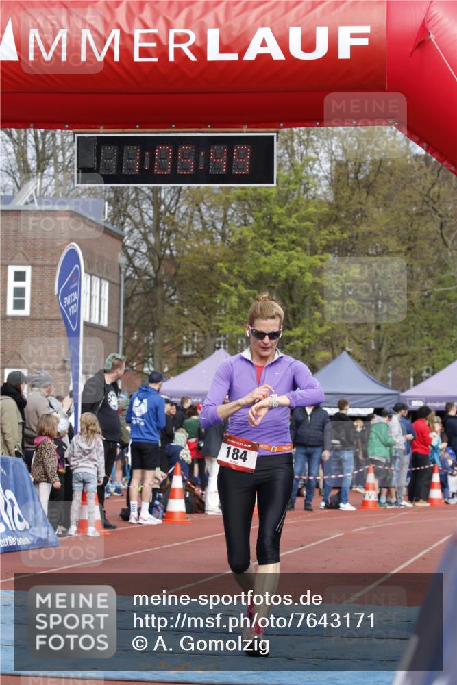 13.04.2025 - Hammer Lauf A. Gomolzig http://msf.ph/oto/7643171 13.04.2025 10:51:48 Ziel 184 meine-sportfotos.de