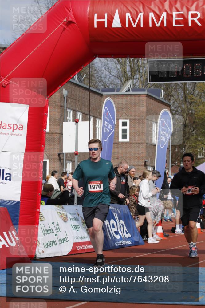 13.04.2025 - Hammer Lauf A. Gomolzig http://msf.ph/oto/7643208 13.04.2025 10:51:22 Ziel 580, 1970 meine-sportfotos.de