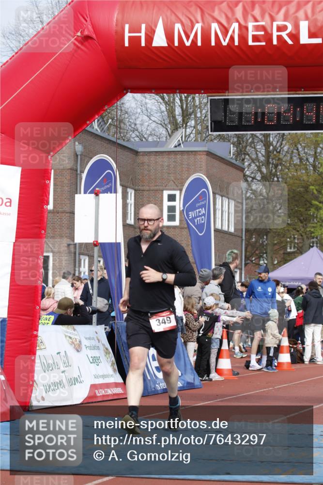 13.04.2025 - Hammer Lauf A. Gomolzig http://msf.ph/oto/7643297 13.04.2025 10:50:43 Ziel 349, 561 meine-sportfotos.de