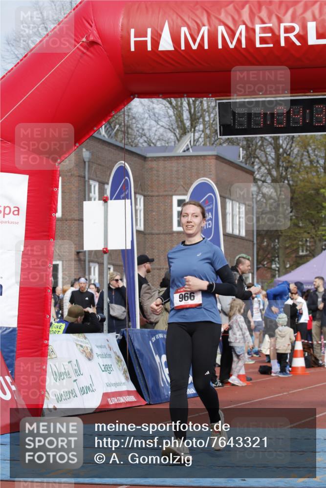 13.04.2025 - Hammer Lauf A. Gomolzig http://msf.ph/oto/7643321 13.04.2025 10:50:31 Ziel 182, 966 meine-sportfotos.de