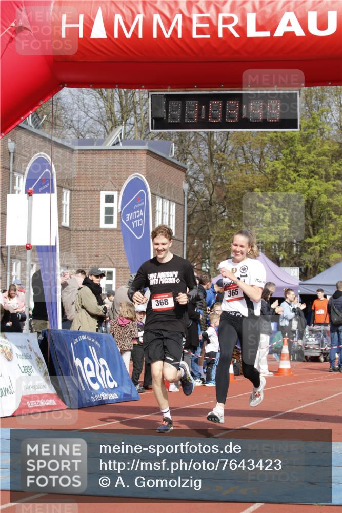 13.04.2025 - Hammer Lauf A. Gomolzig http://msf.ph/oto/7643423 13.04.2025 10:49:48 Ziel 365, 368, 895 meine-sportfotos.de