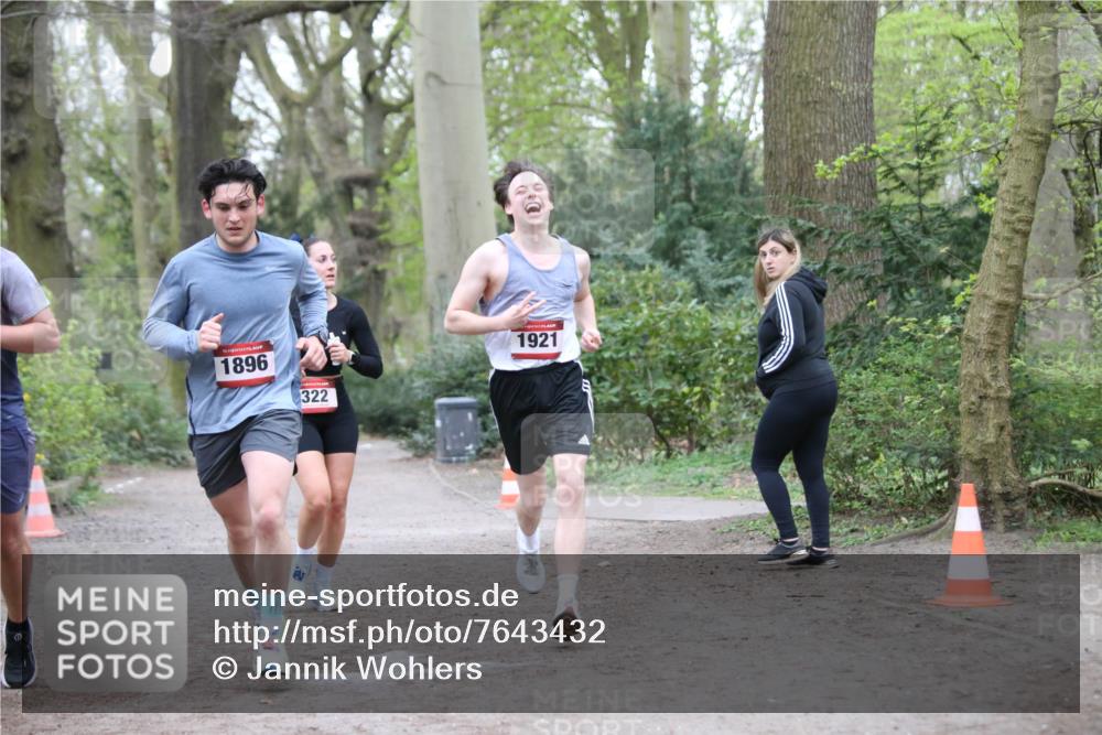 13.04.2025 - Hammer Lauf Jannik Wohlers http://msf.ph/oto/7643432 13.04.2025 11:56:45 Laufen 15, 1896, 322, 1921 meine-sportfotos.de