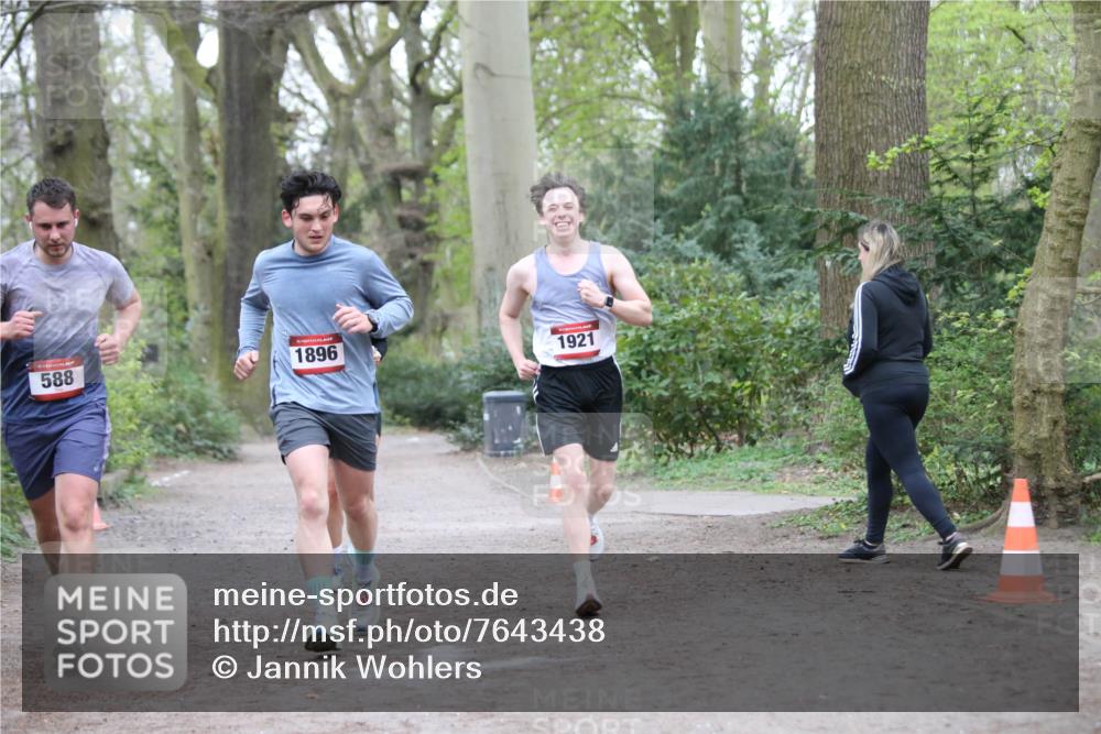 13.04.2025 - Hammer Lauf Jannik Wohlers http://msf.ph/oto/7643438 13.04.2025 11:56:45 Laufen 588, 1896, 1921 meine-sportfotos.de