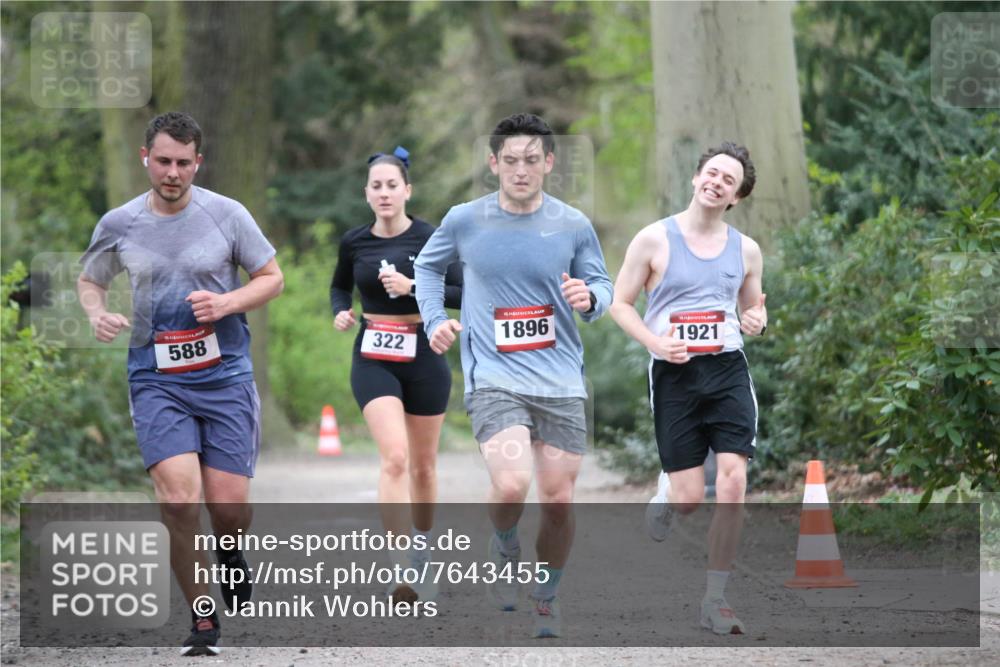 13.04.2025 - Hammer Lauf Jannik Wohlers http://msf.ph/oto/7643455 13.04.2025 11:56:42 Laufen 588, 322, 15, 1896, 15, 1921 meine-sportfotos.de