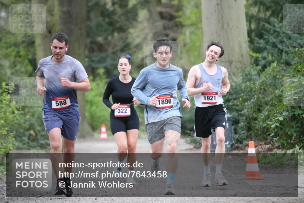 13.04.2025 - Hammer Lauf Jannik Wohlers http://msf.ph/oto/7643458 13.04.2025 11:56:42 Laufen 588, 322, 15, 1896, 15, 1921 meine-sportfotos.de