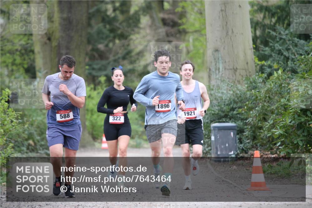 13.04.2025 - Hammer Lauf Jannik Wohlers http://msf.ph/oto/7643464 13.04.2025 11:56:41 Laufen 588, 322, 1896, 1921 meine-sportfotos.de