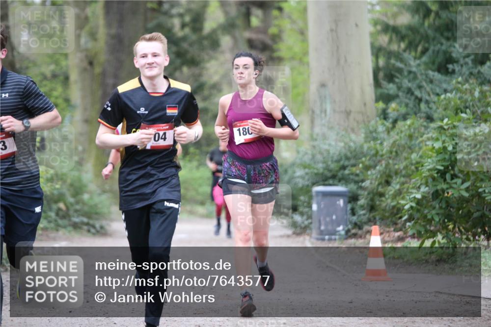 13.04.2025 - Hammer Lauf Jannik Wohlers http://msf.ph/oto/7643577 13.04.2025 11:56:09 Laufen 3, 15, 04, 180 meine-sportfotos.de