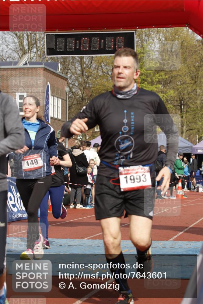 13.04.2025 - Hammer Lauf A. Gomolzig http://msf.ph/oto/7643601 13.04.2025 10:47:09 Ziel 149, 539, 1337, 1992, 1993 meine-sportfotos.de