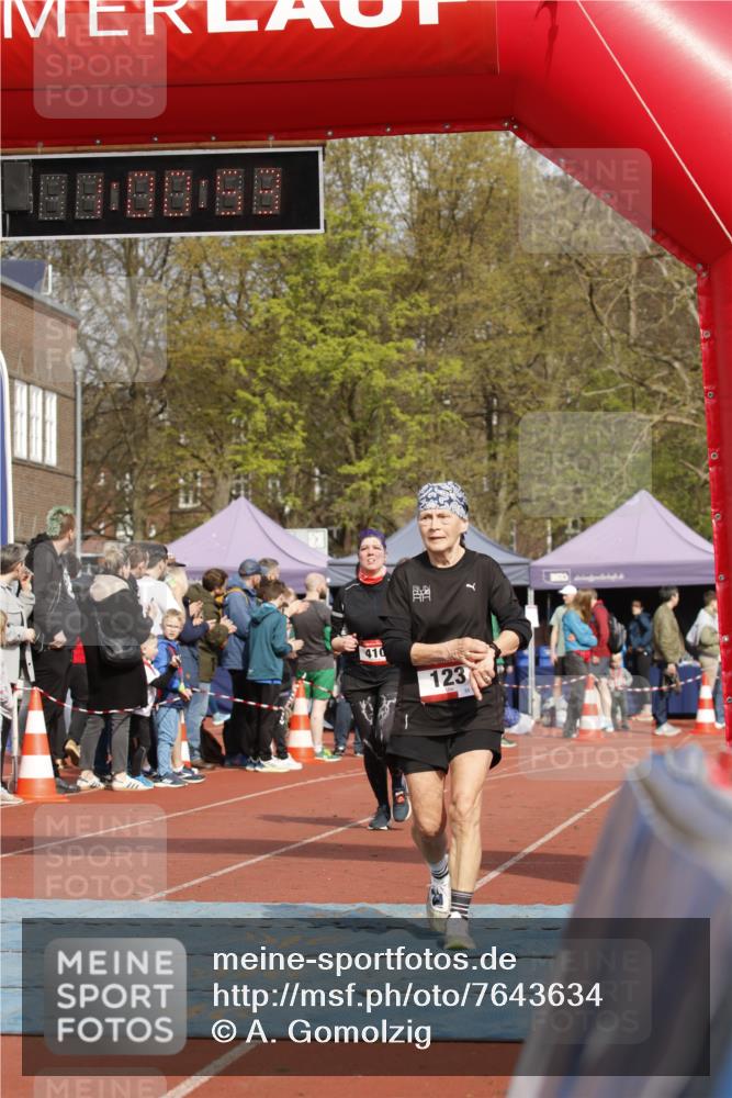 13.04.2025 - Hammer Lauf A. Gomolzig http://msf.ph/oto/7643634 13.04.2025 10:46:53 Ziel 123, 410 meine-sportfotos.de