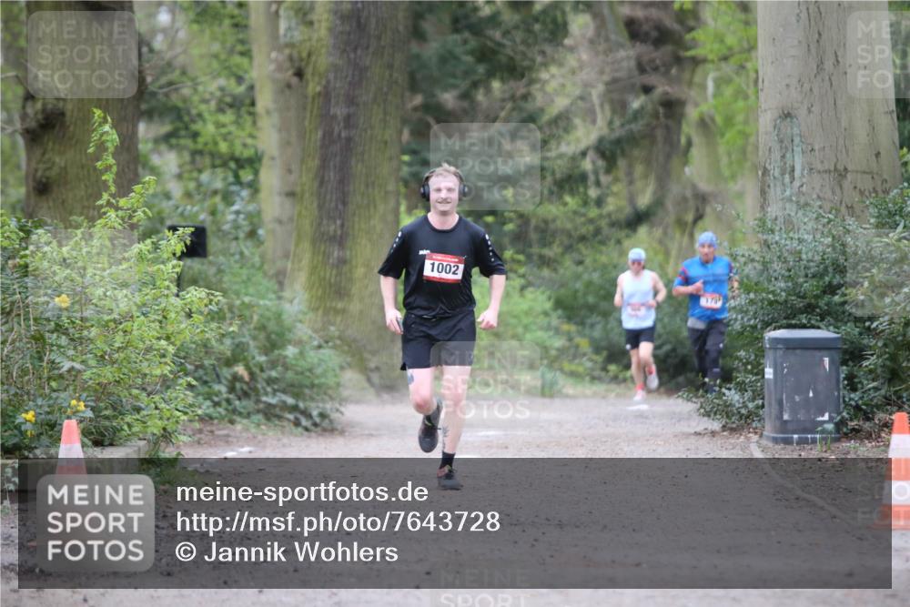 13.04.2025 - Hammer Lauf Jannik Wohlers http://msf.ph/oto/7643728 13.04.2025 11:55:29 Laufen 1002 meine-sportfotos.de