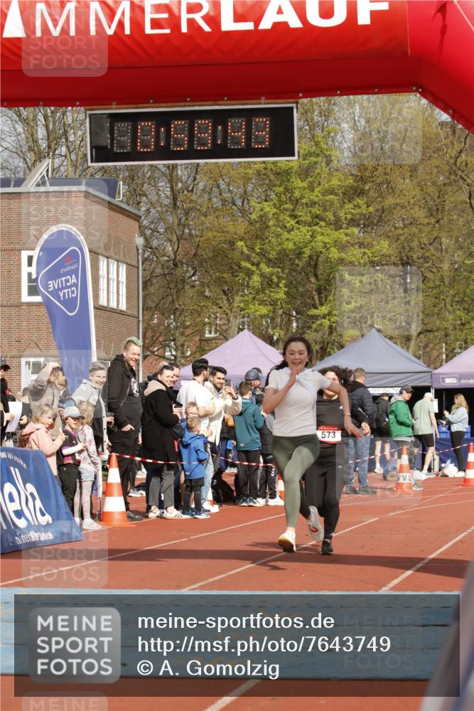 13.04.2025 - Hammer Lauf A. Gomolzig http://msf.ph/oto/7643749 13.04.2025 10:45:43 Ziel 209, 323, 573, 1069 meine-sportfotos.de