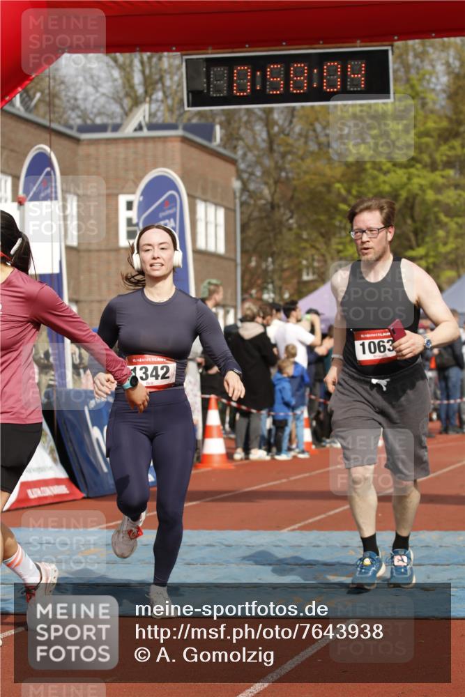 13.04.2025 - Hammer Lauf A. Gomolzig http://msf.ph/oto/7643938 13.04.2025 10:44:04 Ziel 157, 743, 1063, 1068, 1183, 1323, 1342, 1792 meine-sportfotos.de