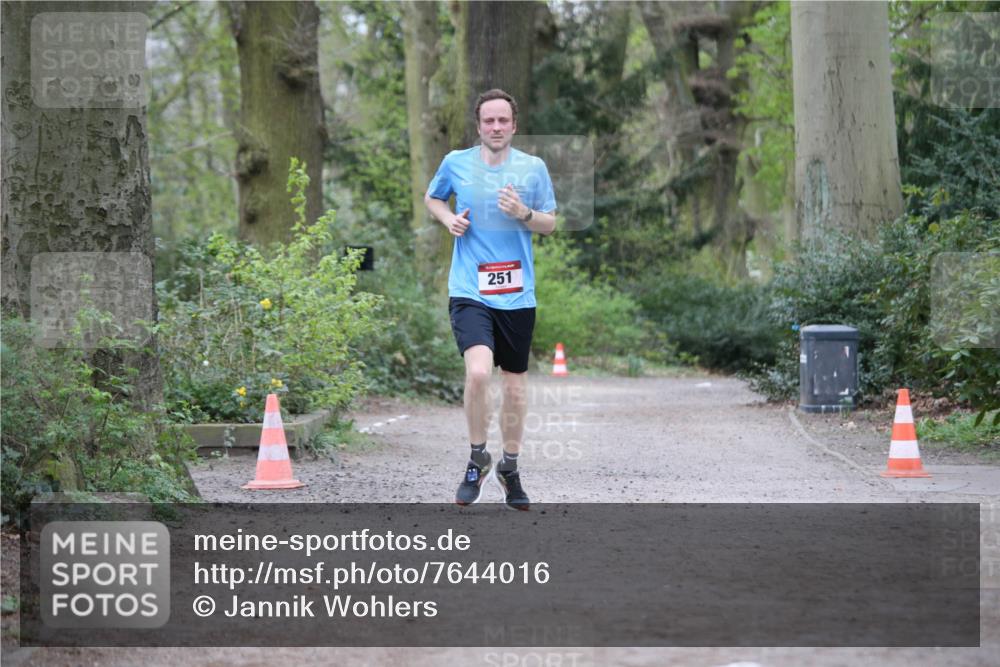 13.04.2025 - Hammer Lauf Jannik Wohlers http://msf.ph/oto/7644016 13.04.2025 11:54:24 Laufen 251 meine-sportfotos.de