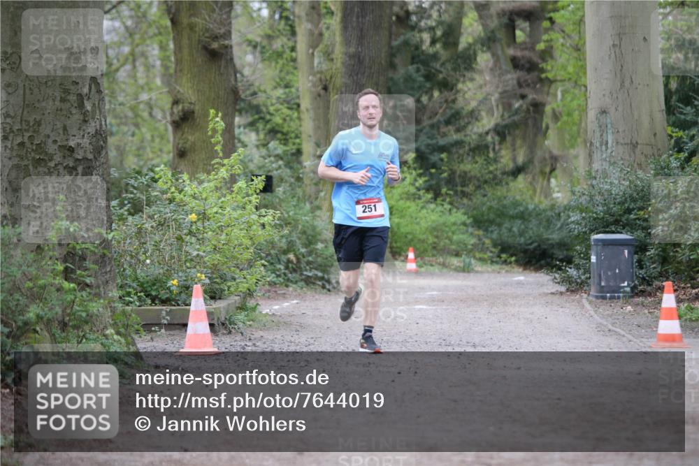 13.04.2025 - Hammer Lauf Jannik Wohlers http://msf.ph/oto/7644019 13.04.2025 11:54:23 Laufen 2511 meine-sportfotos.de