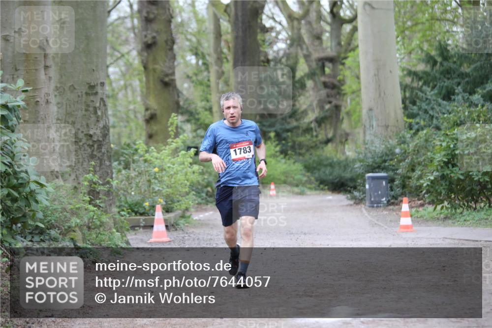 13.04.2025 - Hammer Lauf Jannik Wohlers http://msf.ph/oto/7644057 13.04.2025 11:54:03 Laufen 1783 meine-sportfotos.de