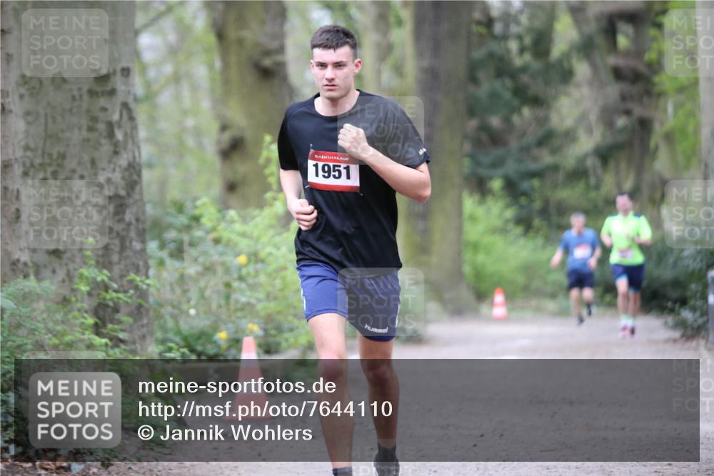 13.04.2025 - Hammer Lauf Jannik Wohlers http://msf.ph/oto/7644110 13.04.2025 11:53:51 Laufen 1951 meine-sportfotos.de