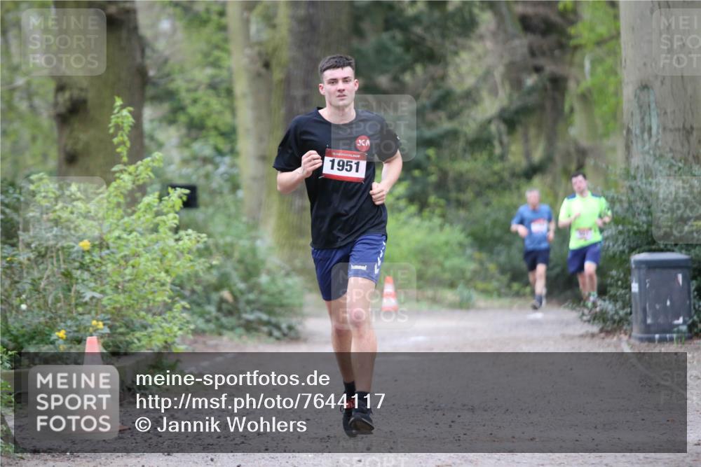 13.04.2025 - Hammer Lauf Jannik Wohlers http://msf.ph/oto/7644117 13.04.2025 11:53:49 Laufen 15, 1951 meine-sportfotos.de