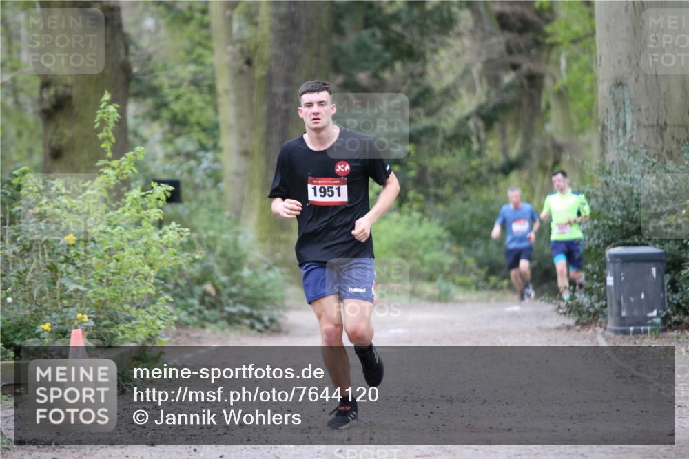 13.04.2025 - Hammer Lauf Jannik Wohlers http://msf.ph/oto/7644120 13.04.2025 11:53:49 Laufen 1951 meine-sportfotos.de