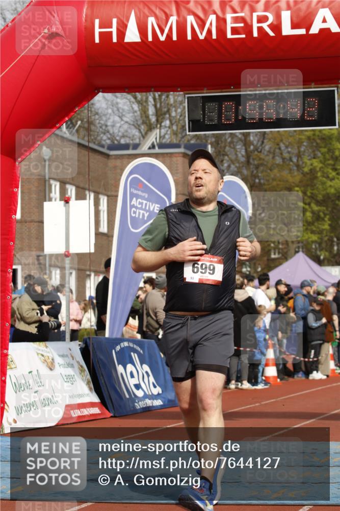 13.04.2025 - Hammer Lauf A. Gomolzig http://msf.ph/oto/7644127 13.04.2025 10:42:42 Ziel 699, 725 meine-sportfotos.de