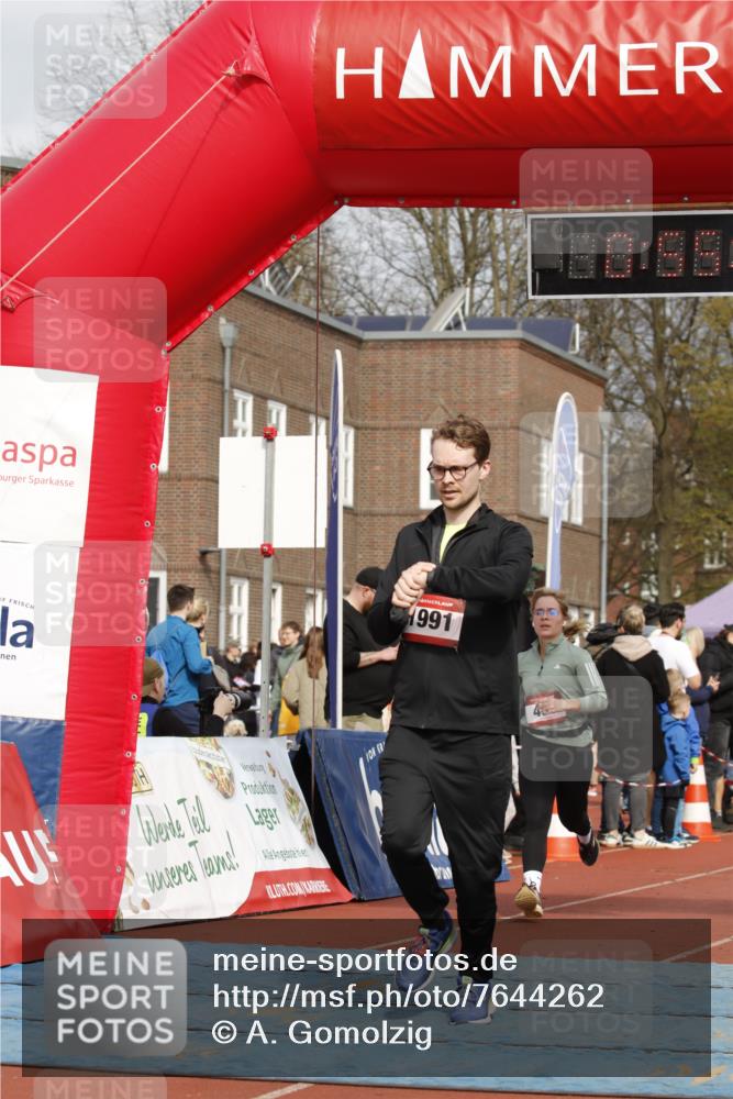 13.04.2025 - Hammer Lauf A. Gomolzig http://msf.ph/oto/7644262 13.04.2025 10:41:26 Ziel 151, 491, 587 meine-sportfotos.de