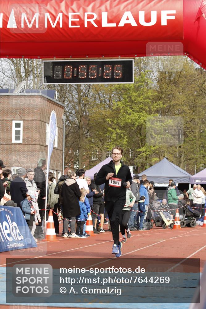 13.04.2025 - Hammer Lauf A. Gomolzig http://msf.ph/oto/7644269 13.04.2025 10:41:24 Ziel 151, 491, 587 meine-sportfotos.de